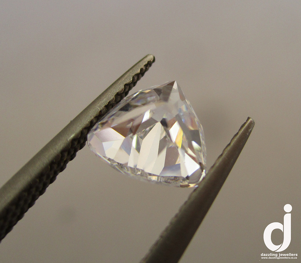 2.20ct trillion-cut white cubic zirconia - Image 2