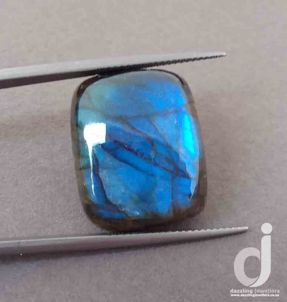 Labradorite cabochon